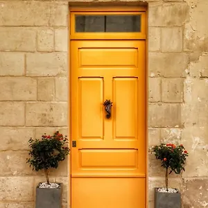 Valletta Central Suites Apartment