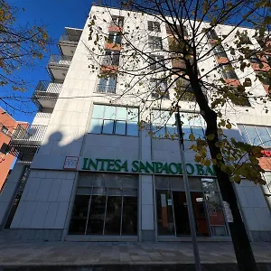 https://thyamis-apartment.albaniahotels.org