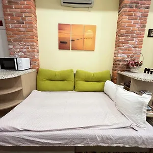 https://barcelona-cute-colorful-apt-w-green-backyard.sofiahotelsbg.com